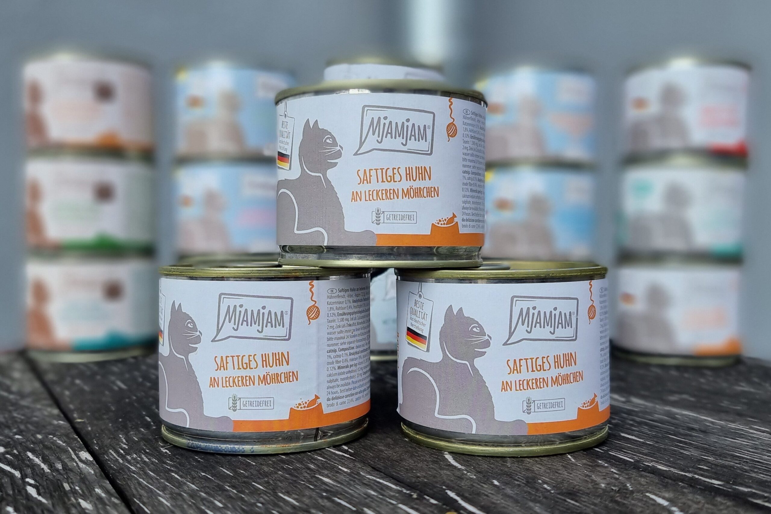MjAMjAM Katzenfutter mit beutennaher Zusammensetzung und hoher Akzeptanz